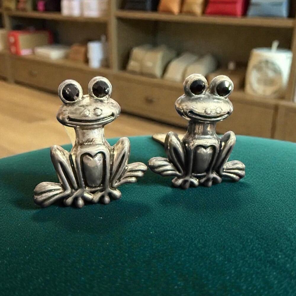 Vintage BEST Pewter Frog Clip Earrings Black Rhinestone Eyes